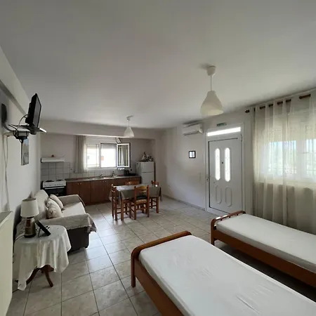 Alexandra' S Apartments Plataria Exterior photo